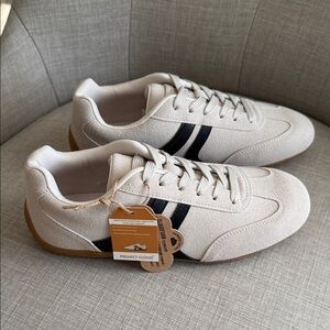 Project Cloud Womens memory foam Cream Casual Trainer with Black Stripe